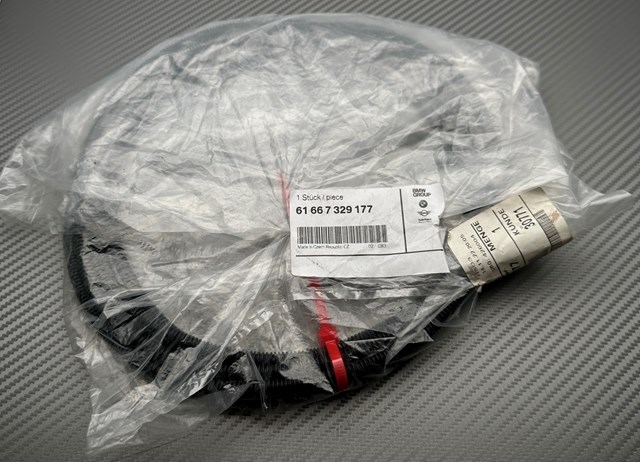 Трубка омивача фар 61667329177 BMW