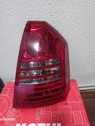 Задній правий стоп 04805852AC CHRYSLER