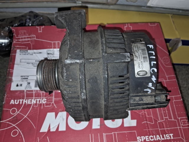 Генератор автомобільний 2542605C VALEO