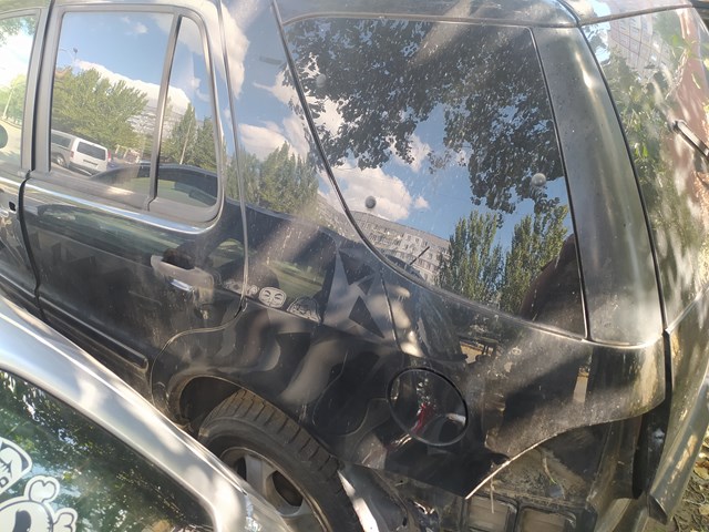 Крило заднє A1636301101 MERCEDES