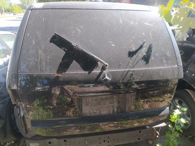 Задні двері багажника A1637400905 MERCEDES