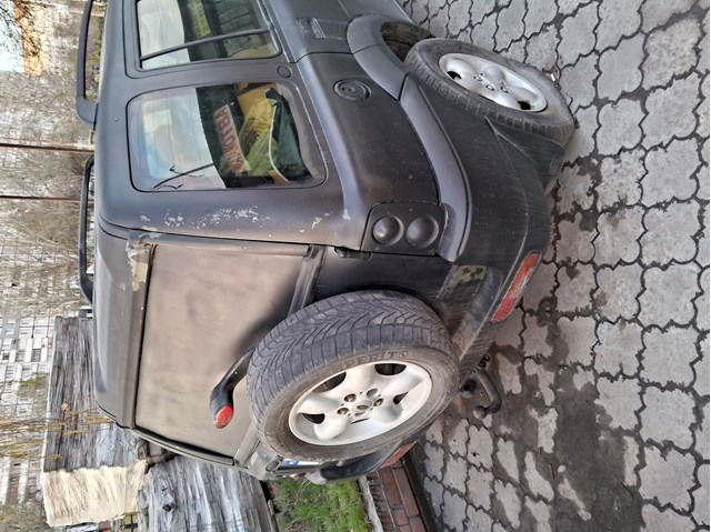 Задні двері багажника Land Rover Freelander I