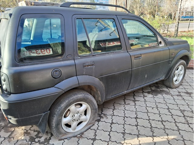 Бампер задній DQC101370LDA LAND ROVER