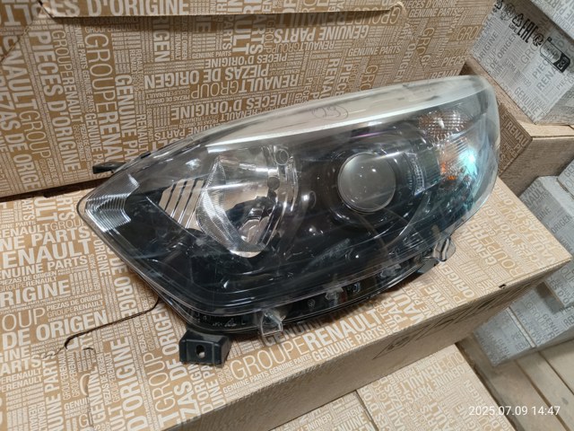 Фара 260607817R RENAULT