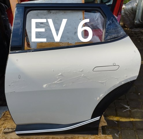 Двері задні 77003CV000 HYUNDAI