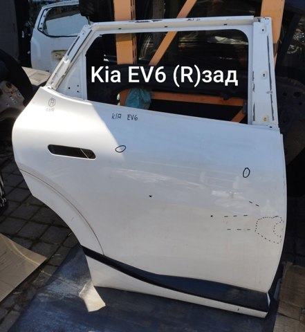 Двері задні в зборі 77004CV000 HYUNDAI