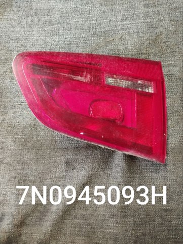 Задня ліва внутрішня фара 7N0945093H VAG