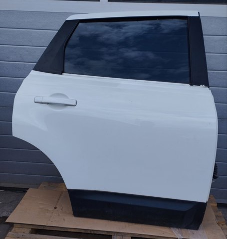 Двері задні, праві H2100EY1MA NISSAN