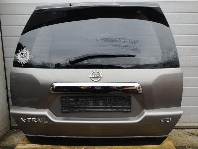 Двері багажника K010MJG4EA NISSAN