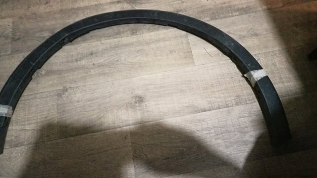 Розширювач/накладка арки переднього крила, правий 7560110010 TOYOTA