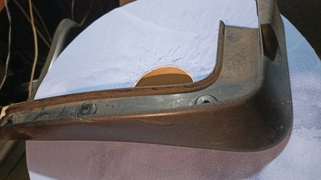 Бризговик задній, лівий 868412W500 HYUNDAI