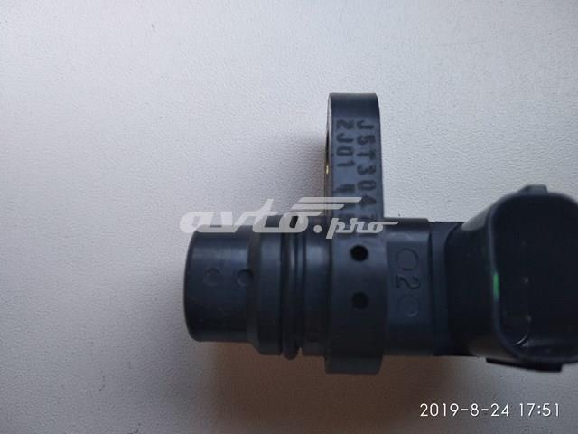 Датчик положення (оборотів) коленвалу J5T30471 MAZDA