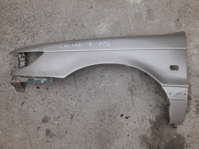Бічна частина передня ліва MB549985 MITSUBISHI