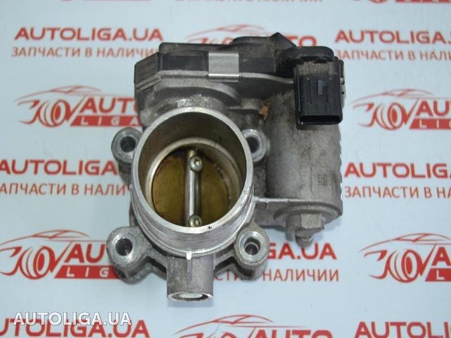 Дросільна заслінка в зборі 12671379 GM