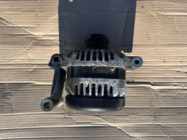 Авто генератор 13535009 GM
