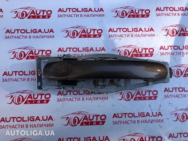 Тримач зовнішньої ручки дверей, передньої правої 1T0837886B VAG