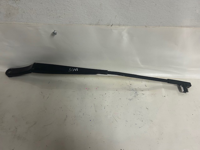 Важіль-поводок двірника лобового скла 1T0955409A VAG