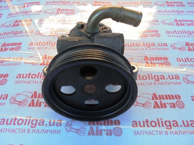 Насос ГУР (підсилювача керма) 2S6C3A696GF FORD