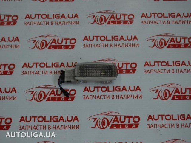 Плафон освітлення кабіни 3B0947113 VAG