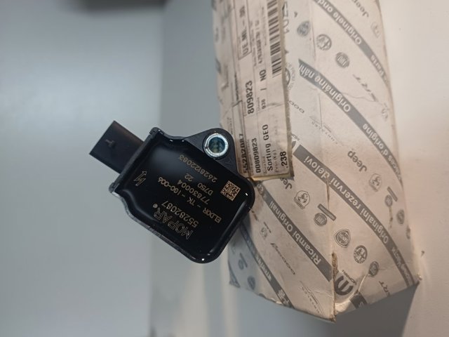Котушка 55282087 CHRYSLER