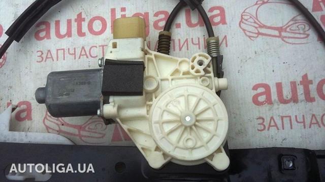 Мотор склопідйомника дверей передніх, правих 6M2114553B FORD