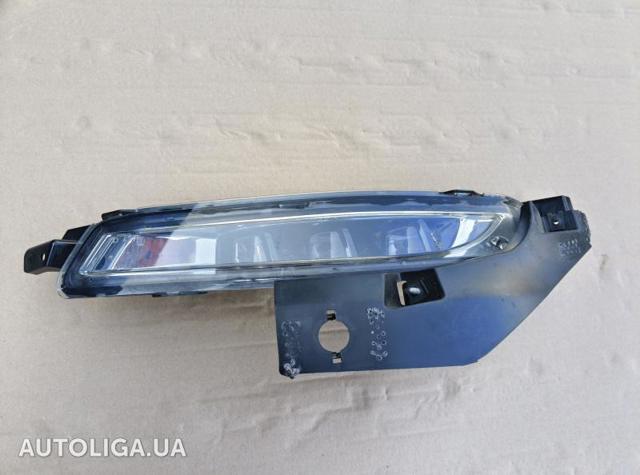 Фара денного світла, права GD9Z13200E FORD