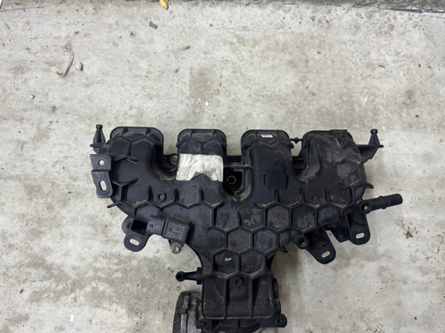 Колектор впускний K2GZ9424A FORD