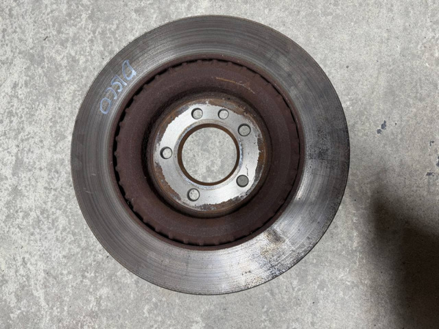 Диск переднього гальма LR038934 LAND ROVER