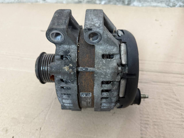 Генератор автомобільний LR072764 LAND ROVER