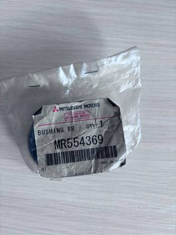 Втулка амортизатора заднього MR554369 MITSUBISHI