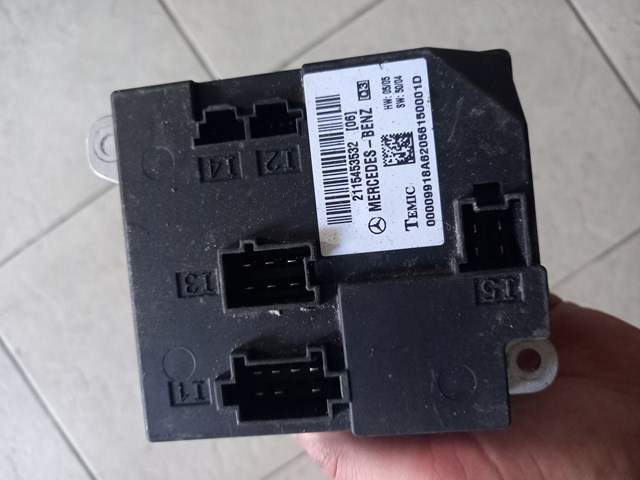 Блок керування сигналами SAM 2115453532 MERCEDES