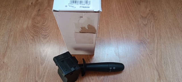 Перемикач підрульовий, правий FT82035 FAST