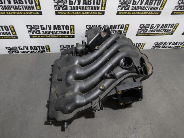 Колектор впускний верхній 06A133205G VAG