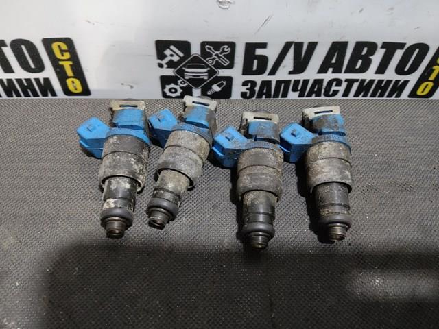 Форсунка дизельна в зборі, розпилювач + тримач 06B133551C VAG