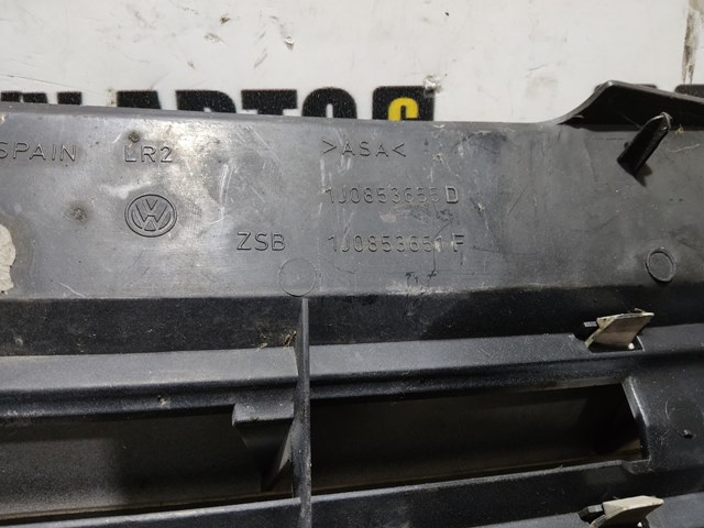 Решітка 1J0853655D VAG