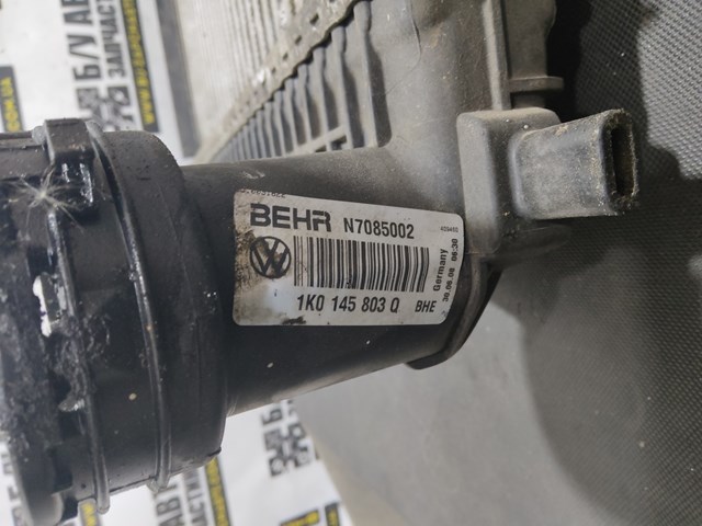 Охолоджувач наддувочного повітря 1K0145803Q VAG