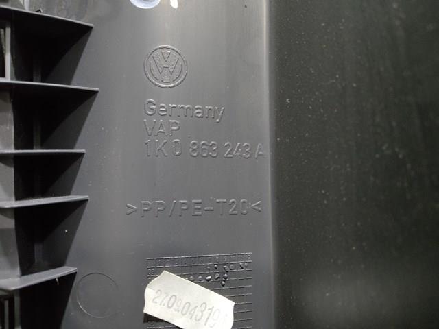 Центральна консоль торпеди 1K0863243A VAG