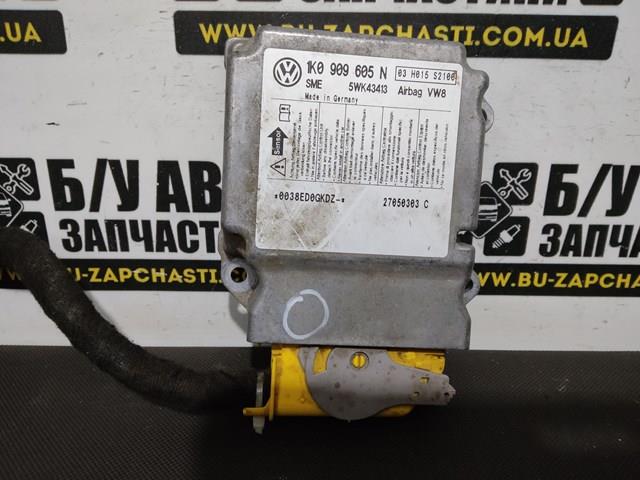 Блок управління airbag 1K0909605N VAG
