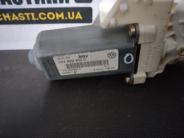 Склопідйомник задніх правих дверей 1K4839402C VAG