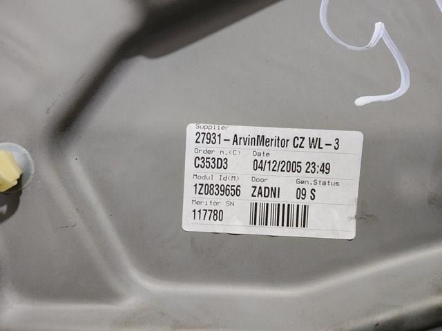 Механізм стеклопод'емника двері задньої, правої 1Z0839656 VAG