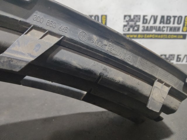 Решетка бампера переднего левая 3C0853665