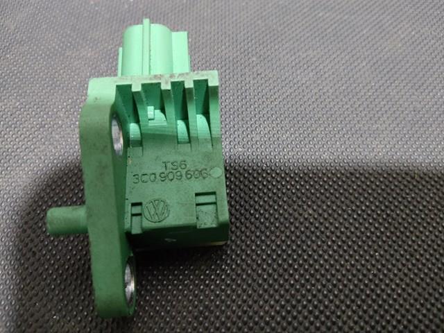 Датчик Айрбег передній 3C0909606 VAG