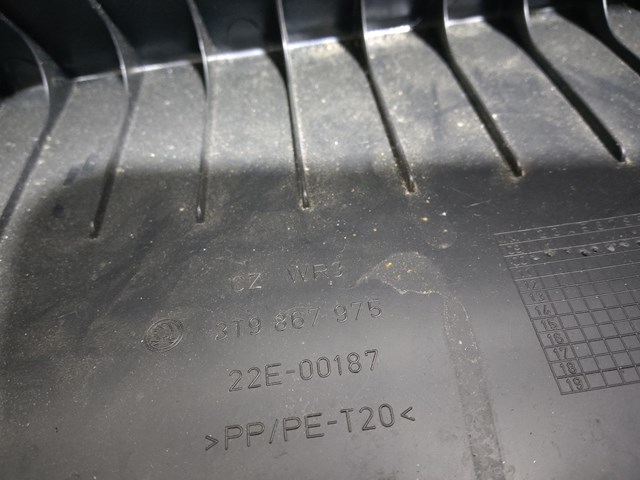 Оббивка дверей задка кузова 3T9867975 VAG