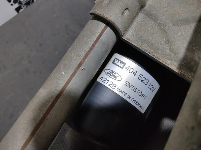 Мотор стеклоочистителя лобового стекла 404523