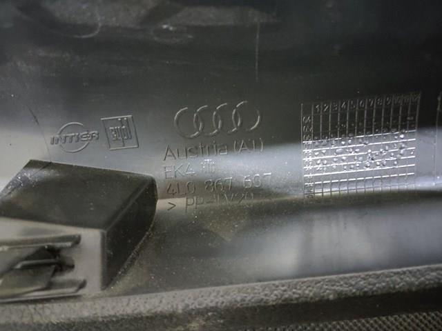 Облицювання багажника п'ятих дверей 4L0867607 VAG