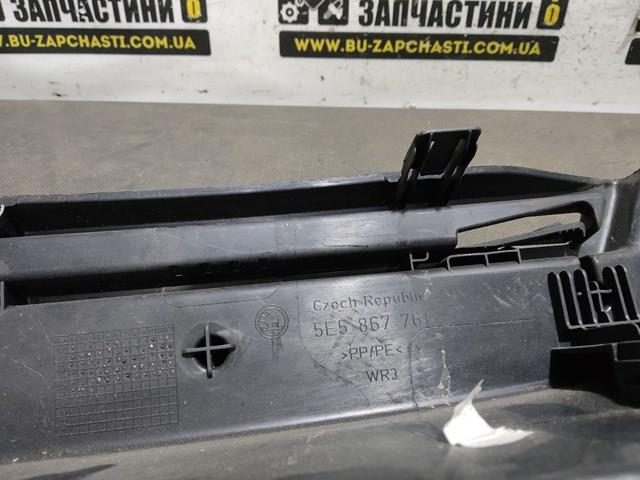 Панель полиці багажного відсіку ліва 5E5867761 VAG