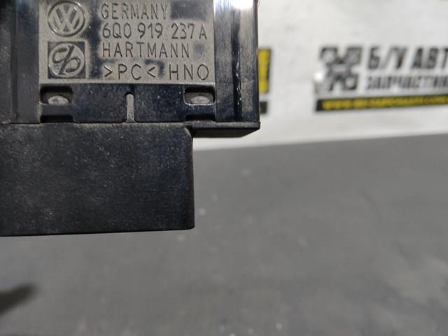 Замок відключення (деактивації) подушки безпеки пасажира 6Q0919237A VAG