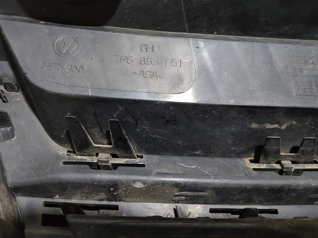 Захисна решітка радіатора 7P6853651 VAG