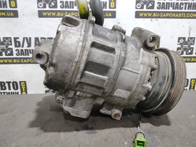 Компресор кондиціонера 8D0260808 VAG