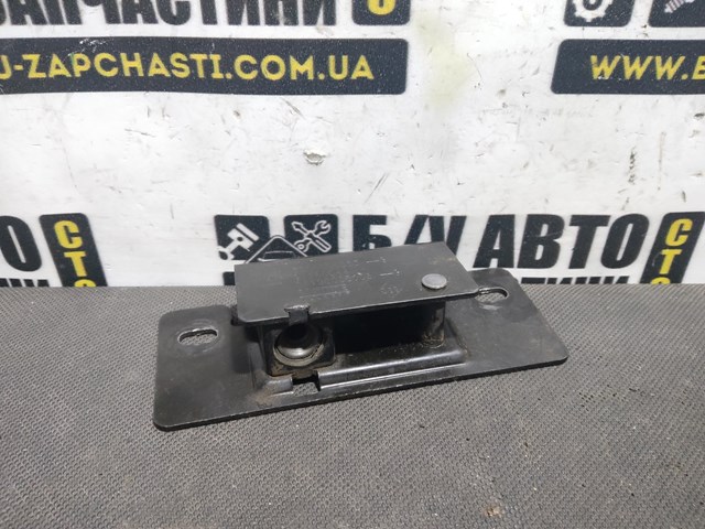 Замок задньої правої двостулкової двері, верхній 91166044 GM